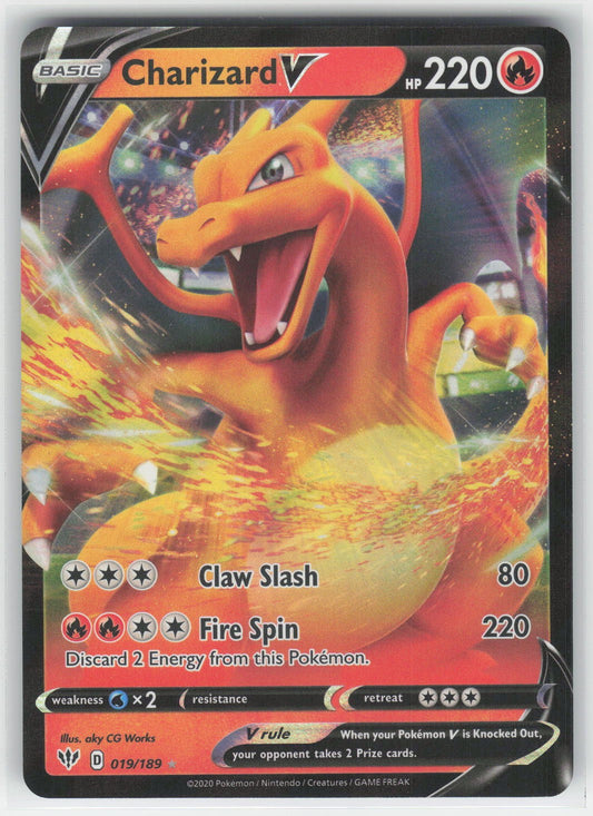 Charizard V - SWSH03 SWSH03: Darkness Ablaze #019/189 Ultra Rare Holo NM